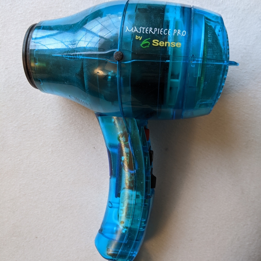 Masterpiece Pro by 6 Sense hairdryer